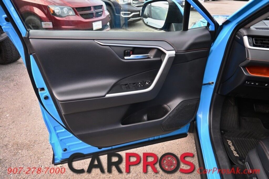 2019 Toyota RAV4 Adventure - AWD - 2.5L 4 Cyl - Cold Weather Pkg - Heated & Cooled Leather Seats - Heated Steering Wheel - Power Sunroof - Blind Spot Monitoring - Adaptive Cruise Control - Lane Departure Alert - Backup Camera - Bluetooth - 33 MPG Anchorage AK