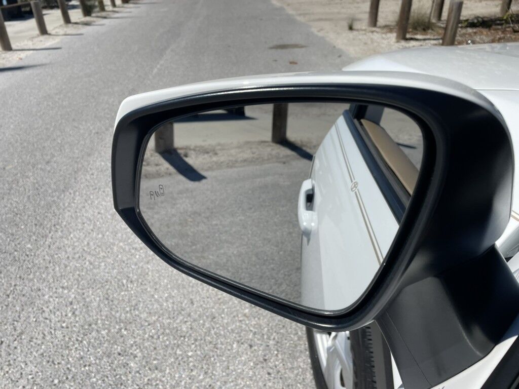 2019 Toyota RAV4 HYBRID XLE~1 OWNER~SUNROOF~APPLE CARPLAY~ONLINE FINANCE AND SHIPPING AVAILABLE!!! Sarasota FL