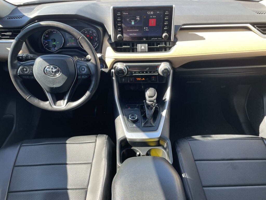 2019 Toyota RAV4 HYBRID XLE~1 OWNER~SUNROOF~APPLE CARPLAY~ONLINE FINANCE AND SHIPPING AVAILABLE!!! Sarasota FL