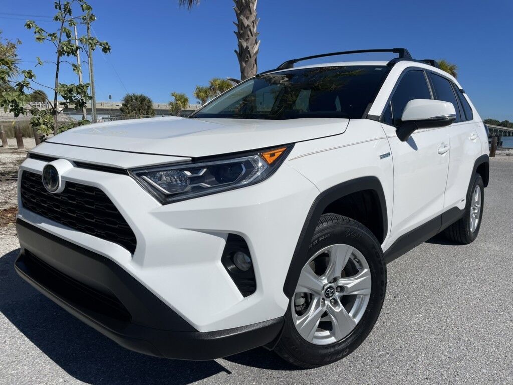 2019 Toyota RAV4 HYBRID XLE~1 OWNER~SUNROOF~APPLE CARPLAY~ONLINE FINANCE AND SHIPPING AVAILABLE!!! Sarasota FL