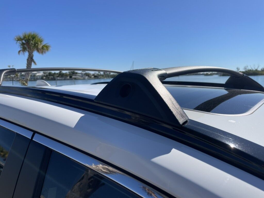 2019 Toyota RAV4 HYBRID XLE~1 OWNER~SUNROOF~APPLE CARPLAY~ONLINE FINANCE AND SHIPPING AVAILABLE!!! Sarasota FL