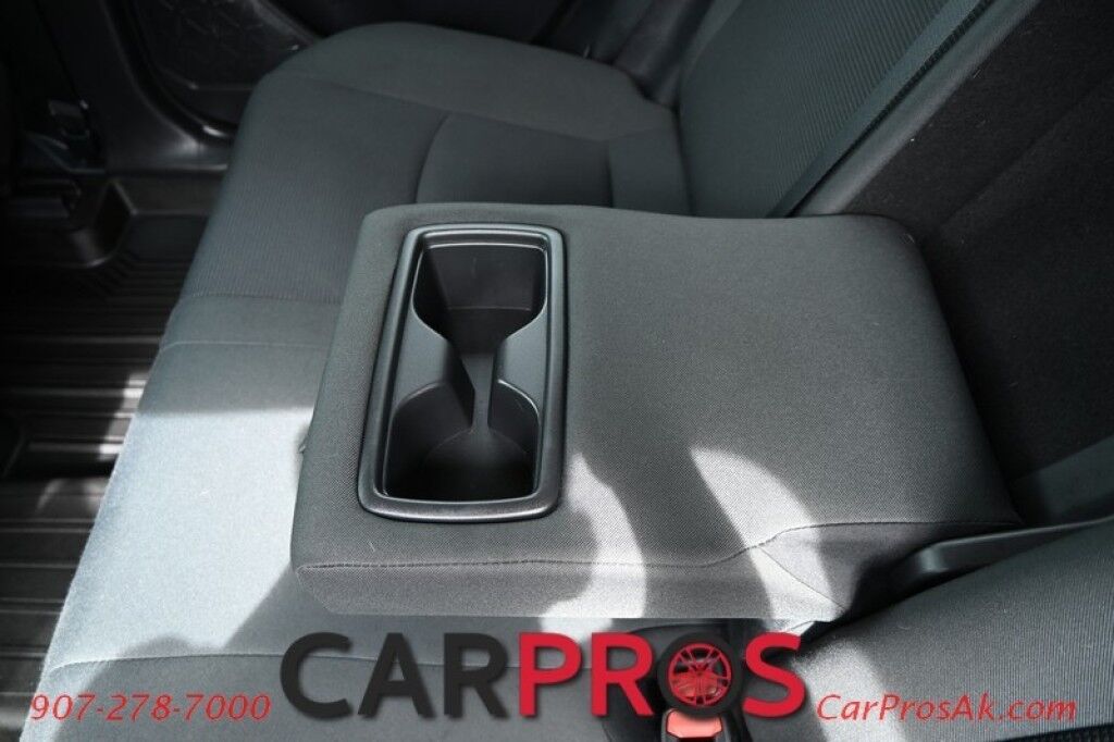 2019 Toyota RAV4 Hybrid LE - 2.5L - Automatic - All Wheel Drive - Navigation - Bluetooth - Backup Camera - Keyless Entry - Power Windows & Door Locks Anchorage AK
