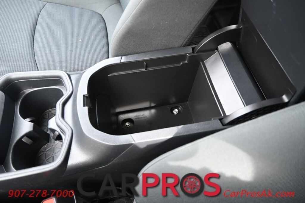 2019 Toyota RAV4 Hybrid LE - 2.5L - Automatic - All Wheel Drive - Navigation - Bluetooth - Backup Camera - Keyless Entry - Power Windows & Door Locks Anchorage AK