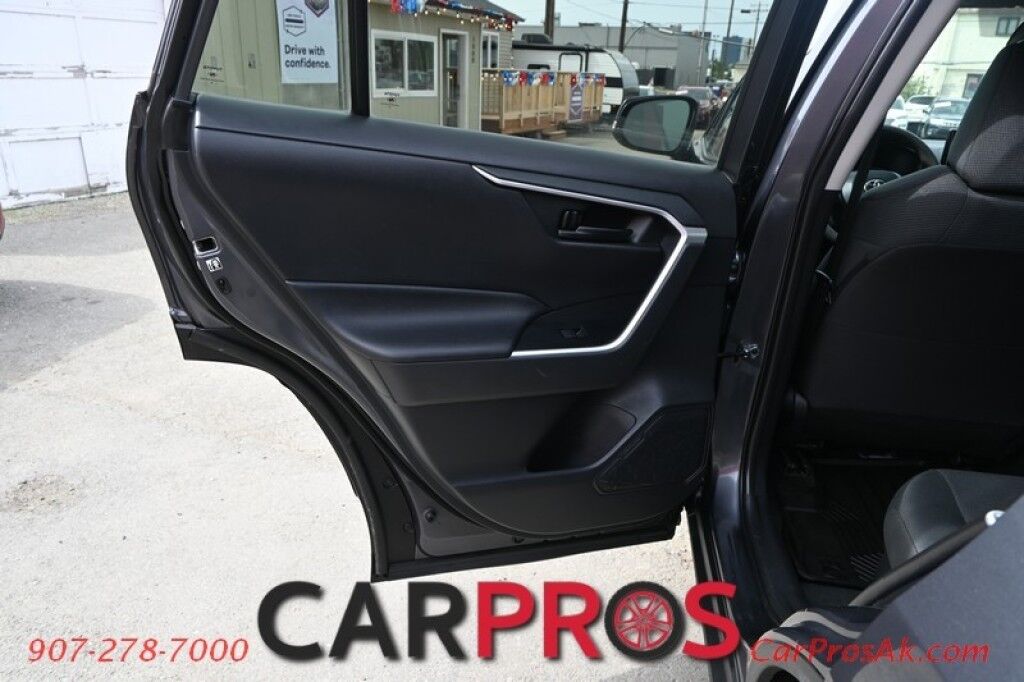 2019 Toyota RAV4 Hybrid LE - 2.5L - Automatic - All Wheel Drive - Navigation - Bluetooth - Backup Camera - Keyless Entry - Power Windows & Door Locks Anchorage AK