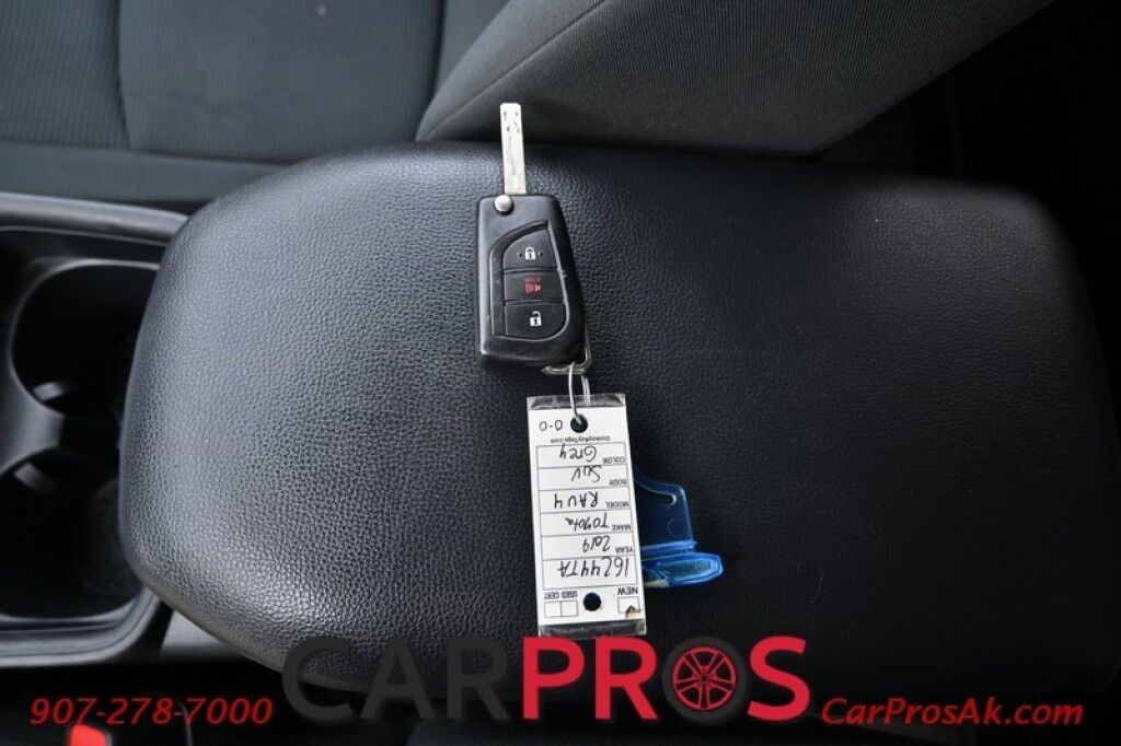 2019 Toyota RAV4 Hybrid LE - 2.5L - Automatic - All Wheel Drive - Navigation - Bluetooth - Backup Camera - Keyless Entry - Power Windows & Door Locks Anchorage AK