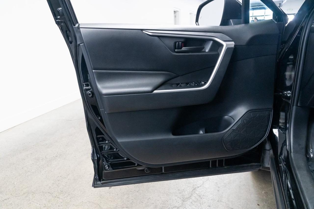 2019 Toyota RAV4 Hybrid LE Back-Up Camera Portland OR