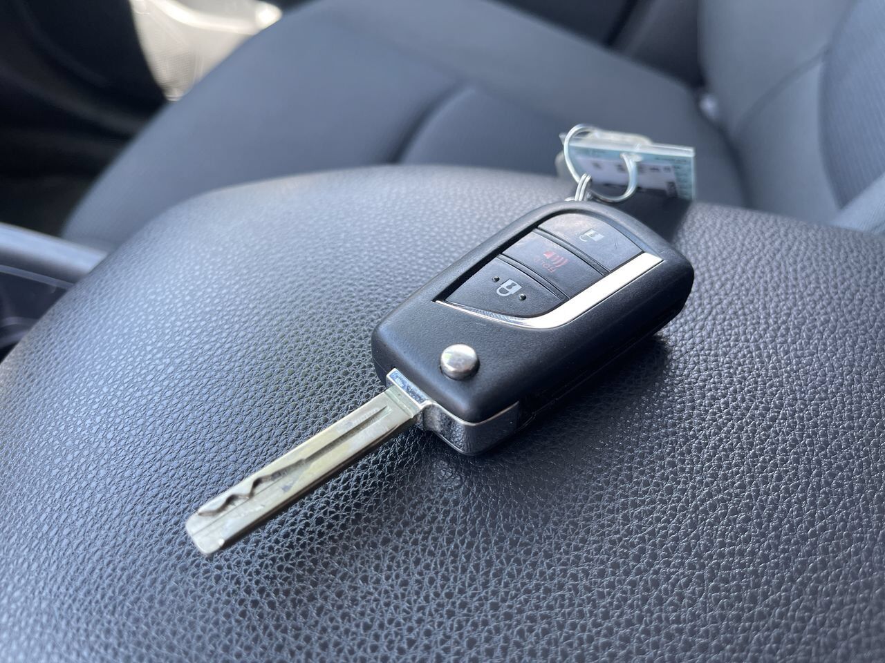 2019 Toyota RAV4 Hybrid LE White River Junction VT