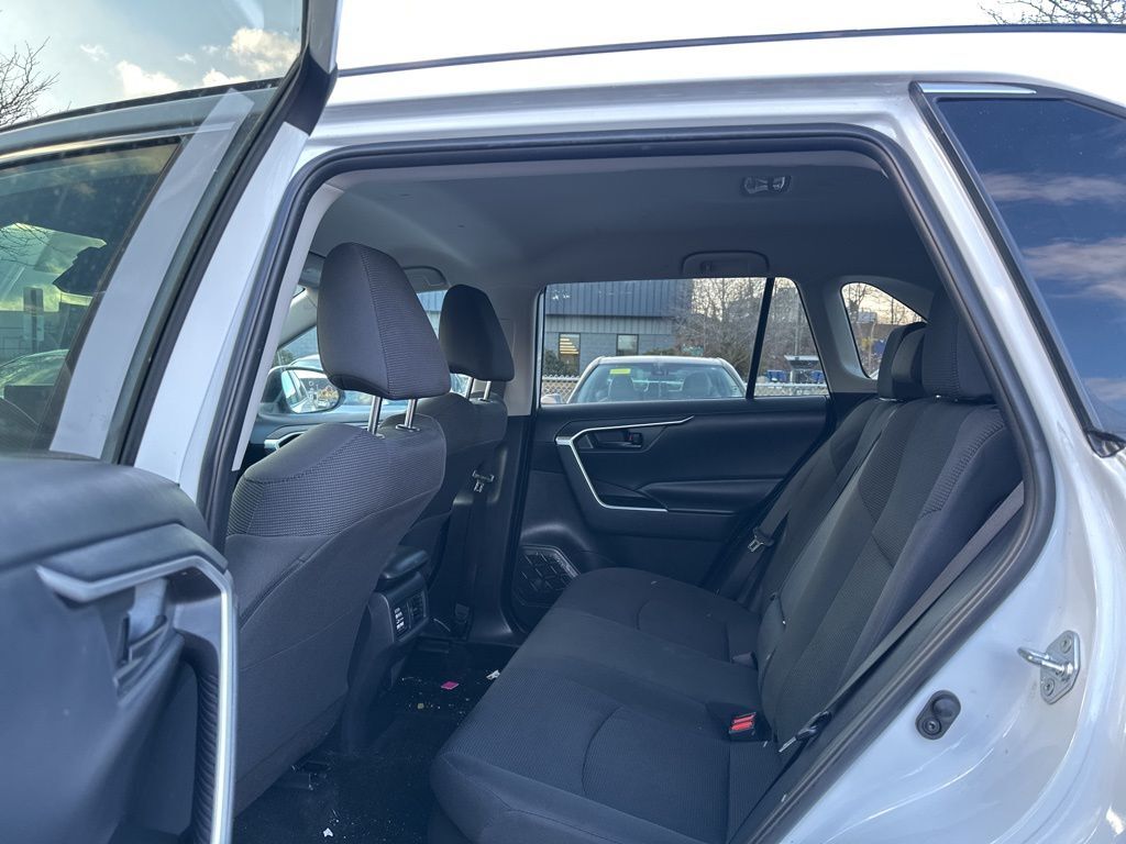 2019 Toyota RAV4 Hybrid LE Worcester MA 2019 Toyota RAV4 Hybrid LE Worcester MA