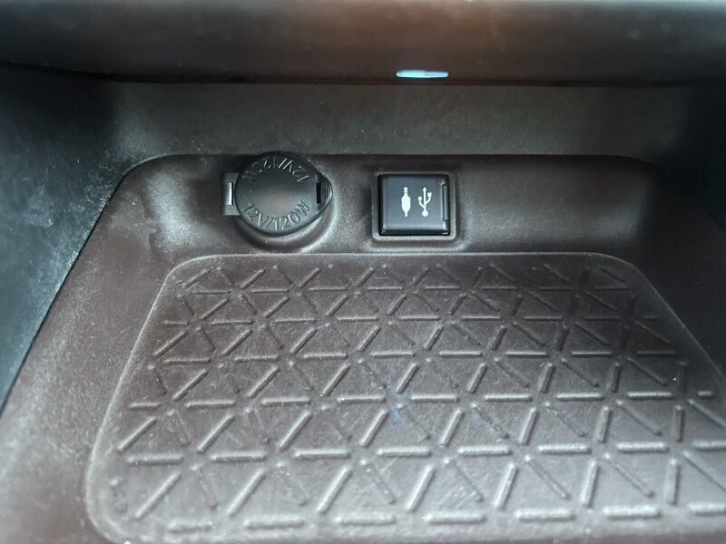 2019 Toyota RAV4 Hybrid Limited - 1 OWNER - GREAT SERVICE HISTORY Whitinsville MA