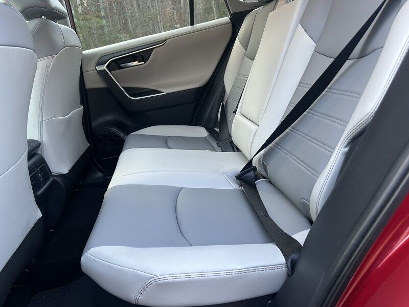 2019 Toyota RAV4 Hybrid Limited - 1 OWNER - GREAT SERVICE HISTORY Whitinsville MA