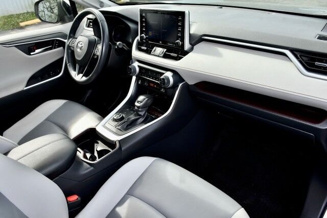 2019 Toyota RAV4 Hybrid Limited Miami Gardens FL