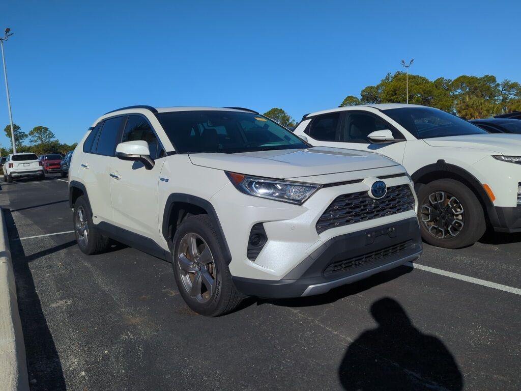 2019 Toyota RAV4 Hybrid Limited Oshkosh WI
