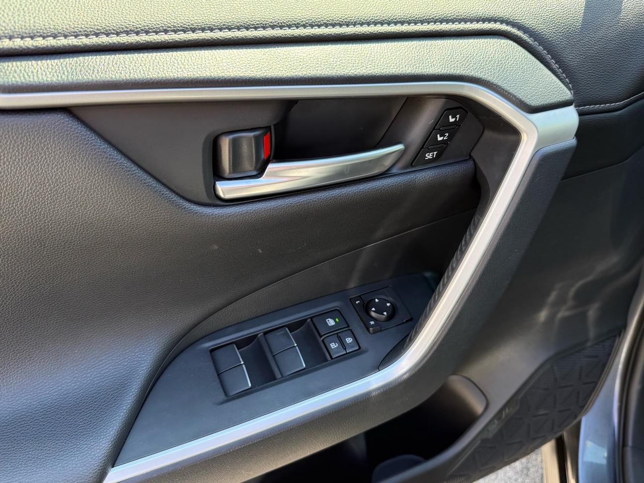 2019 Toyota RAV4 Hybrid Limited Roanoke VA