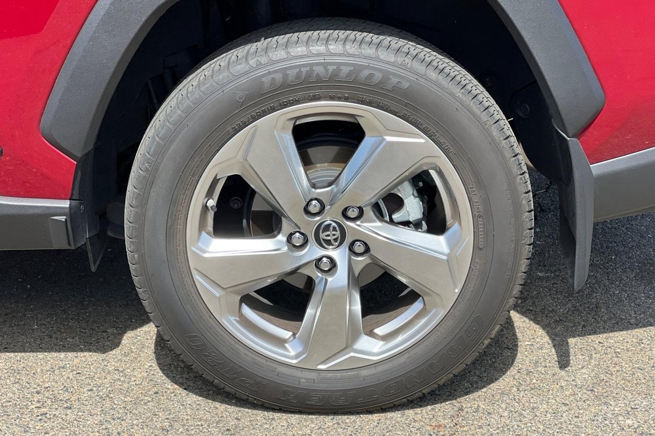 2019 Toyota RAV4 Hybrid Limited Roseville CA