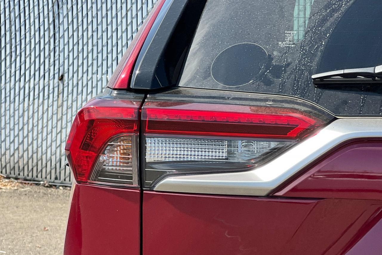 2019 Toyota RAV4 Hybrid Limited Roseville CA
