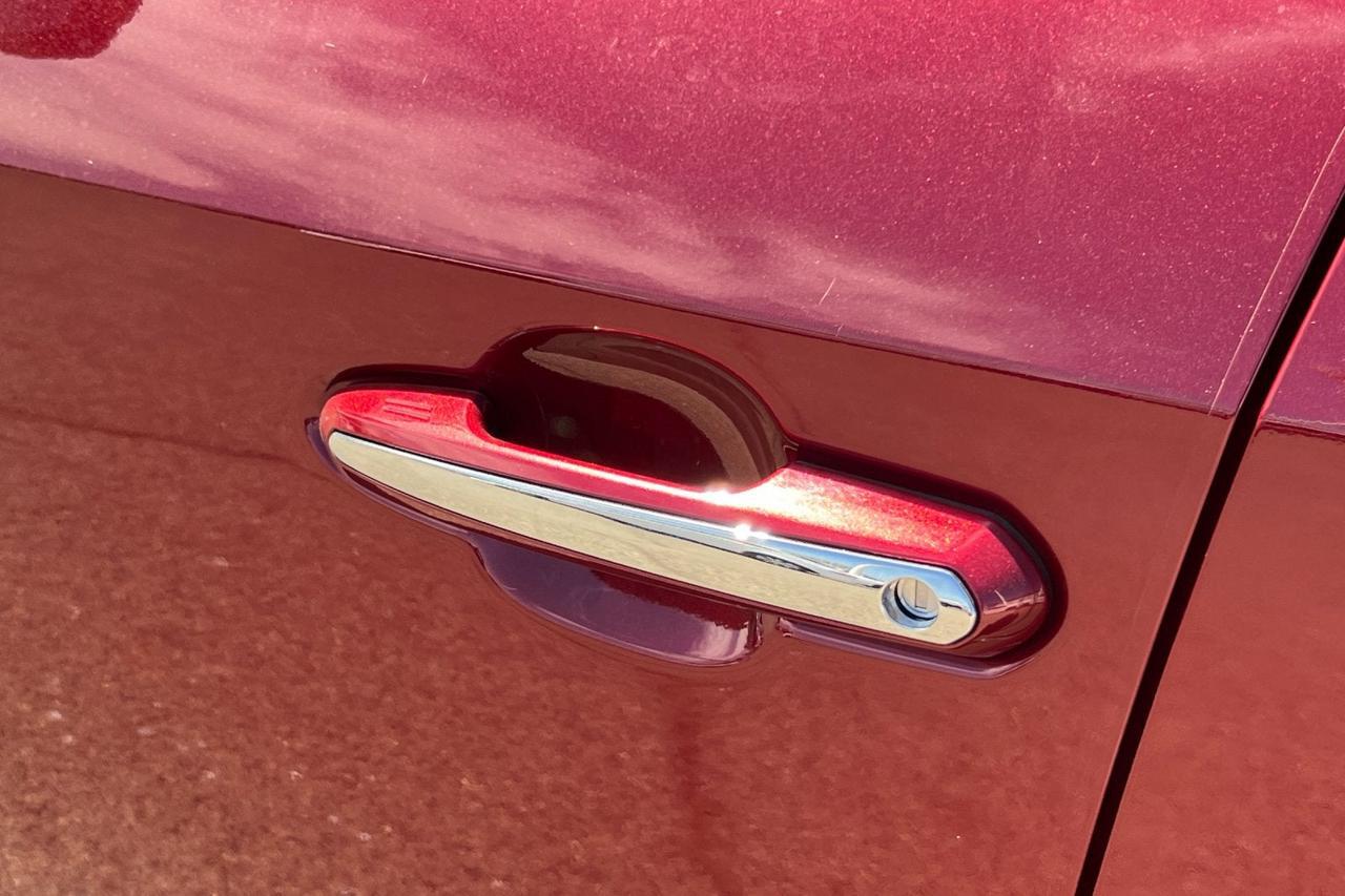 2019 Toyota RAV4 Hybrid Limited Roseville CA