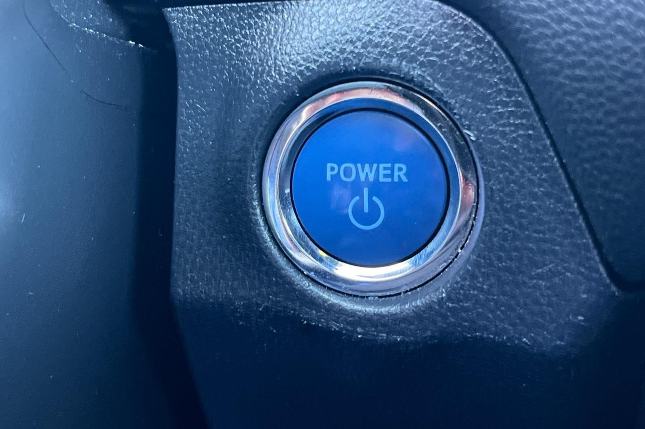 2019 Toyota RAV4 Hybrid Limited Ontario OR