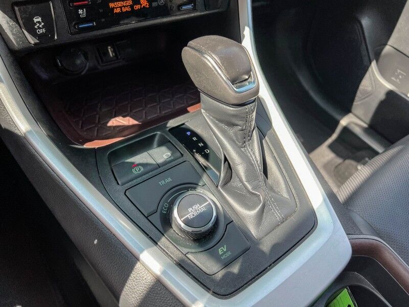 2019 Toyota RAV4 Hybrid Limited Wilmington NC
