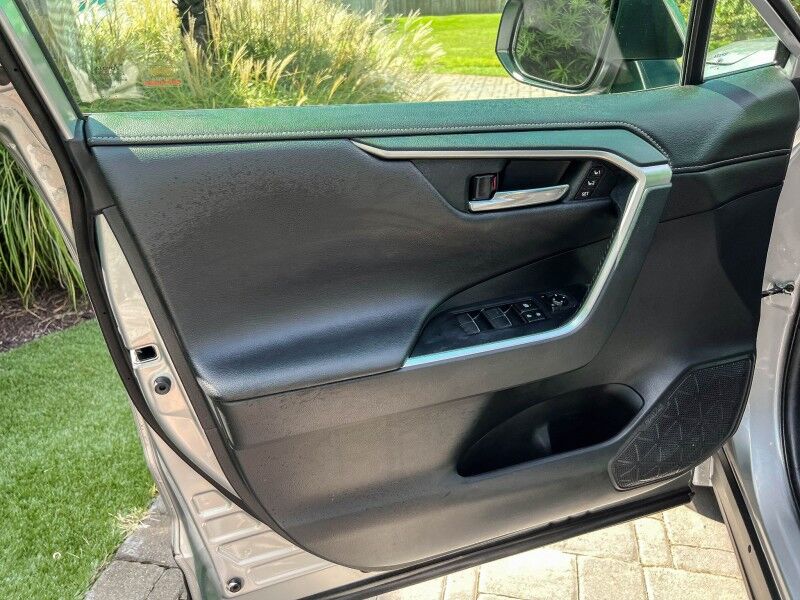 2019 Toyota RAV4 Hybrid Limited Wilmington NC