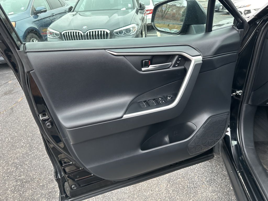 2019 Toyota RAV4 Hybrid Limited Worcester MA 2019 Toyota RAV4 Hybrid Limited Worcester MA