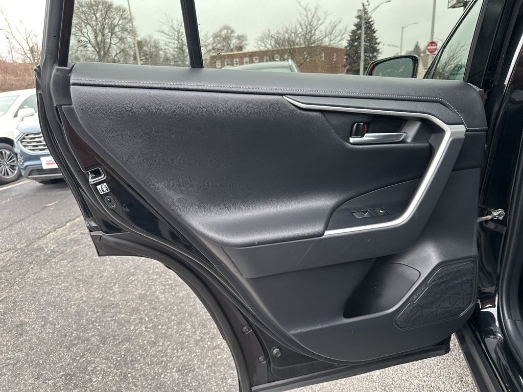 2019 Toyota RAV4 Hybrid Limited Worcester MA 2019 Toyota RAV4 Hybrid Limited Worcester MA