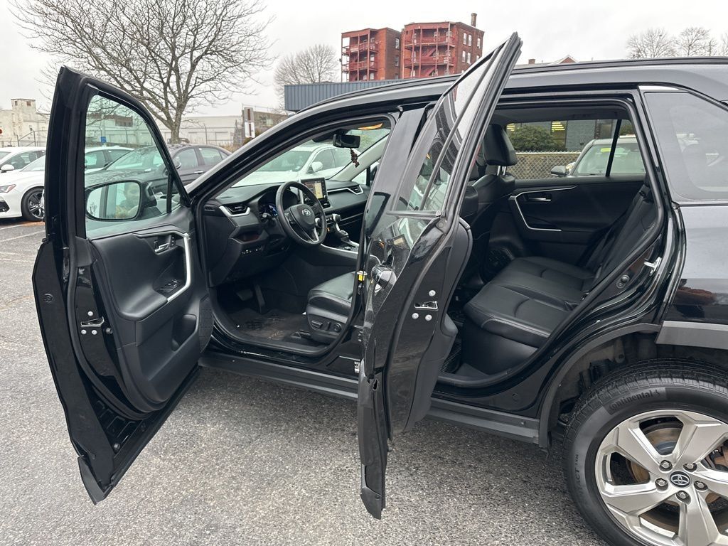 2019 Toyota RAV4 Hybrid Limited Worcester MA 2019 Toyota RAV4 Hybrid Limited Worcester MA