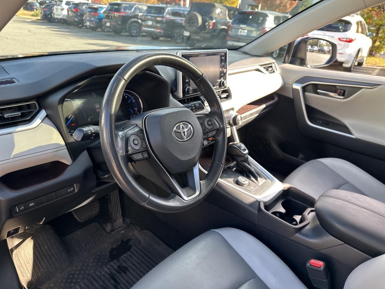 2019 Toyota RAV4 Hybrid Limited Chantilly VA