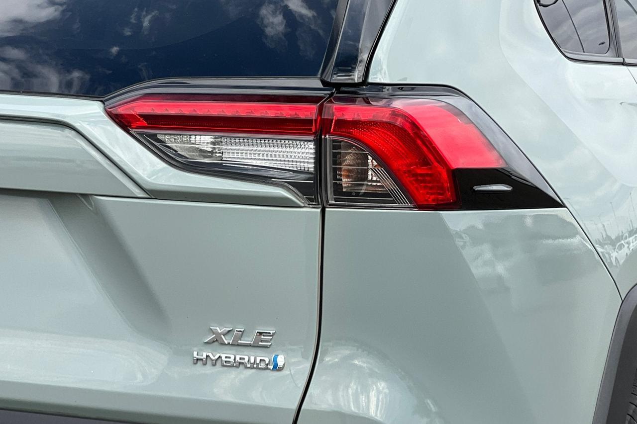 2019 Toyota RAV4 Hybrid XLE Roseville CA
