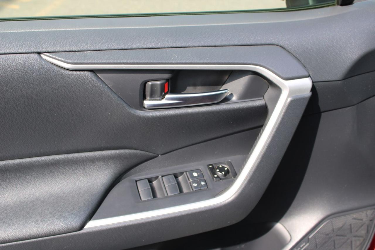 2019 Toyota RAV4 Hybrid XLE Stafford VA