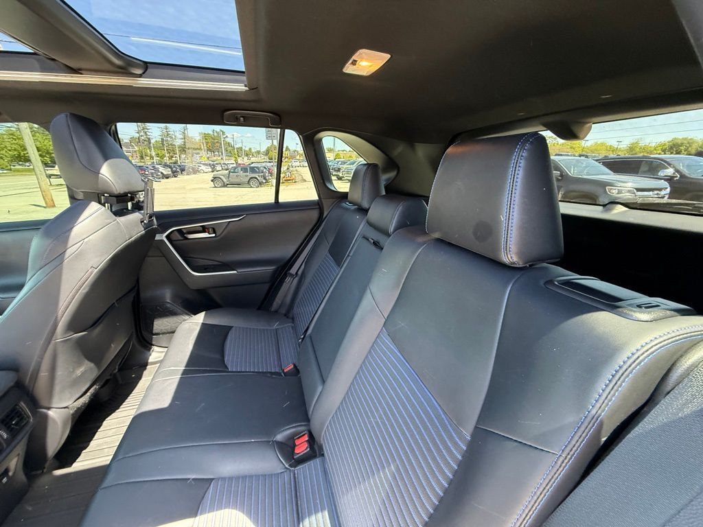2019 Toyota RAV4 Hybrid XSE Crestwood KY