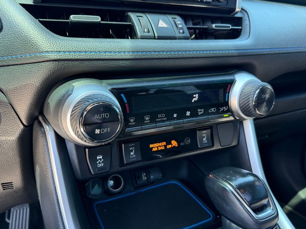 2019 Toyota RAV4 Hybrid XSE Crestwood KY