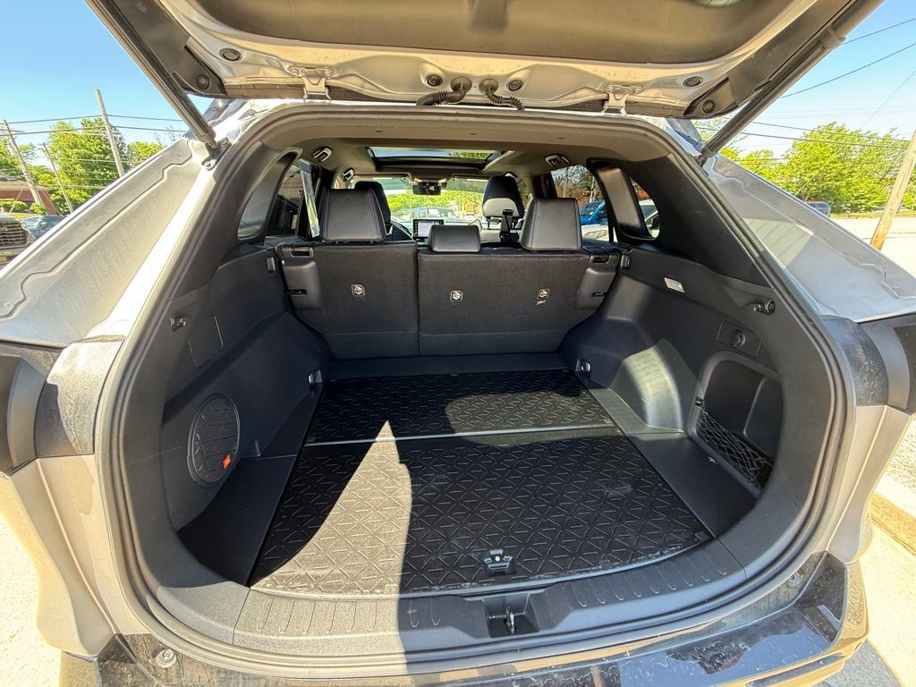 2019 Toyota RAV4 Hybrid XSE Crestwood KY