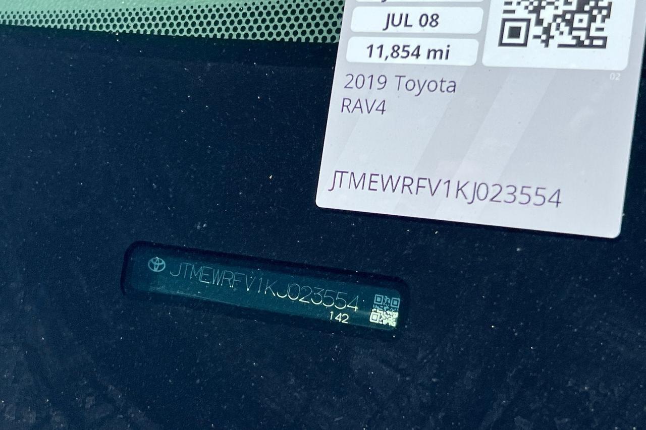 2019 Toyota RAV4 Hybrid XSE Roseville CA