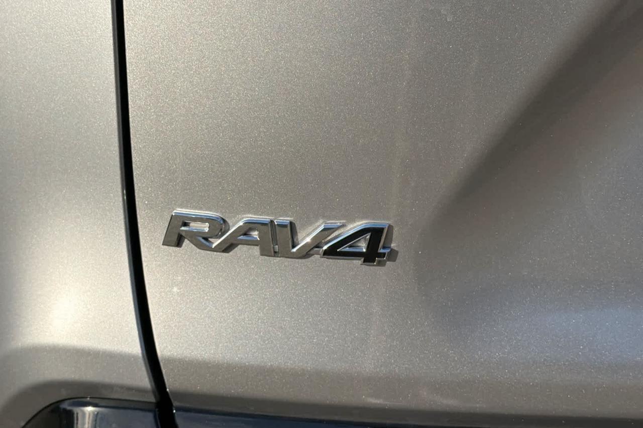 2019 Toyota RAV4 Hybrid XSE Roseville CA