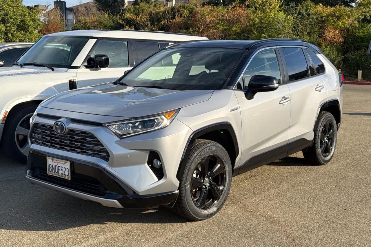 2019 Toyota RAV4 Hybrid XSE