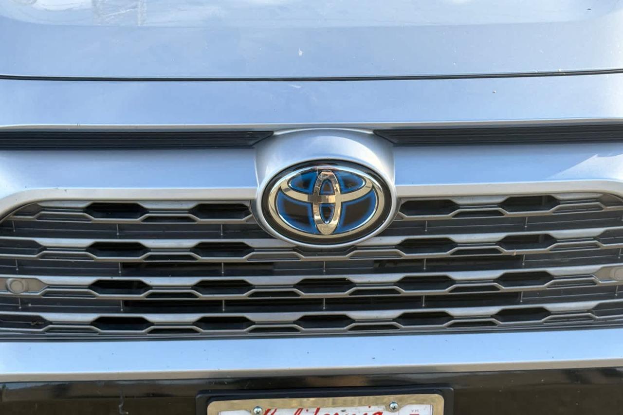 2019 Toyota RAV4 Hybrid XSE Roseville CA