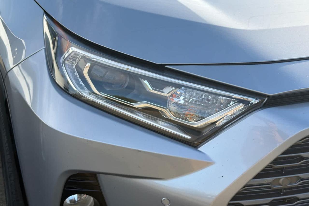 2019 Toyota RAV4 Hybrid XSE Roseville CA
