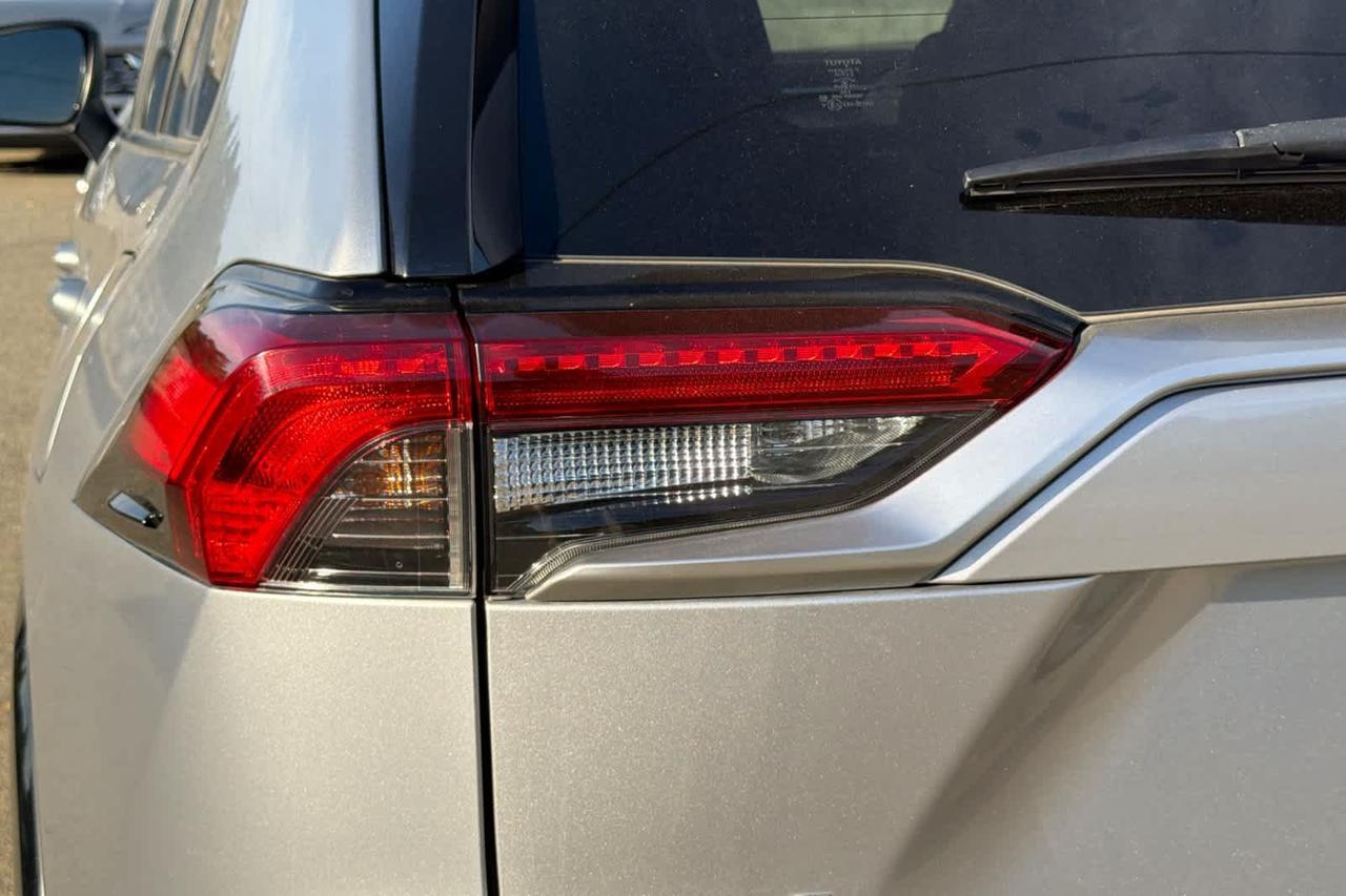 2019 Toyota RAV4 Hybrid XSE Roseville CA