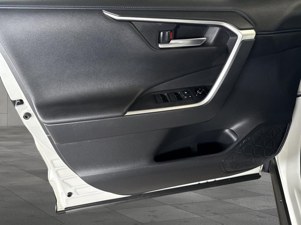 2019 Toyota RAV4 Hybrid XSE San Antonio TX