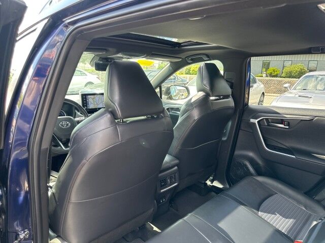 2019 Toyota RAV4 Hybrid XSE Worcester MA