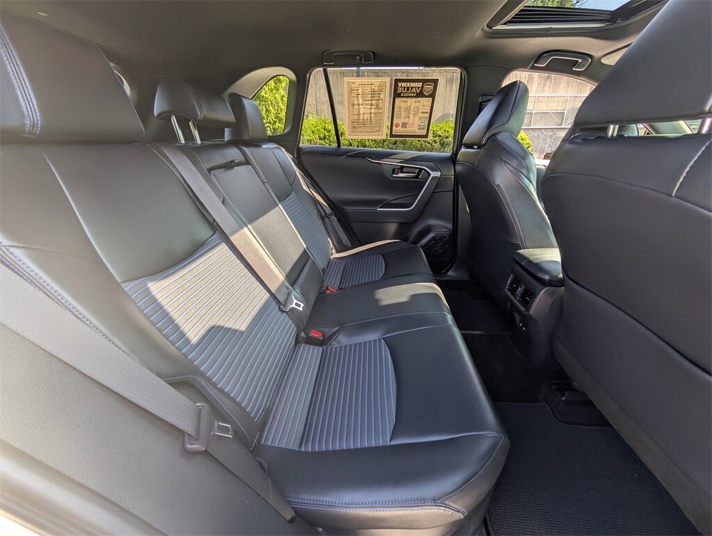 2019 Toyota RAV4 Hybrid XSE