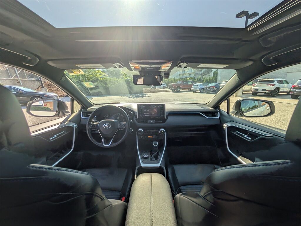 2019 Toyota RAV4 Hybrid XSE