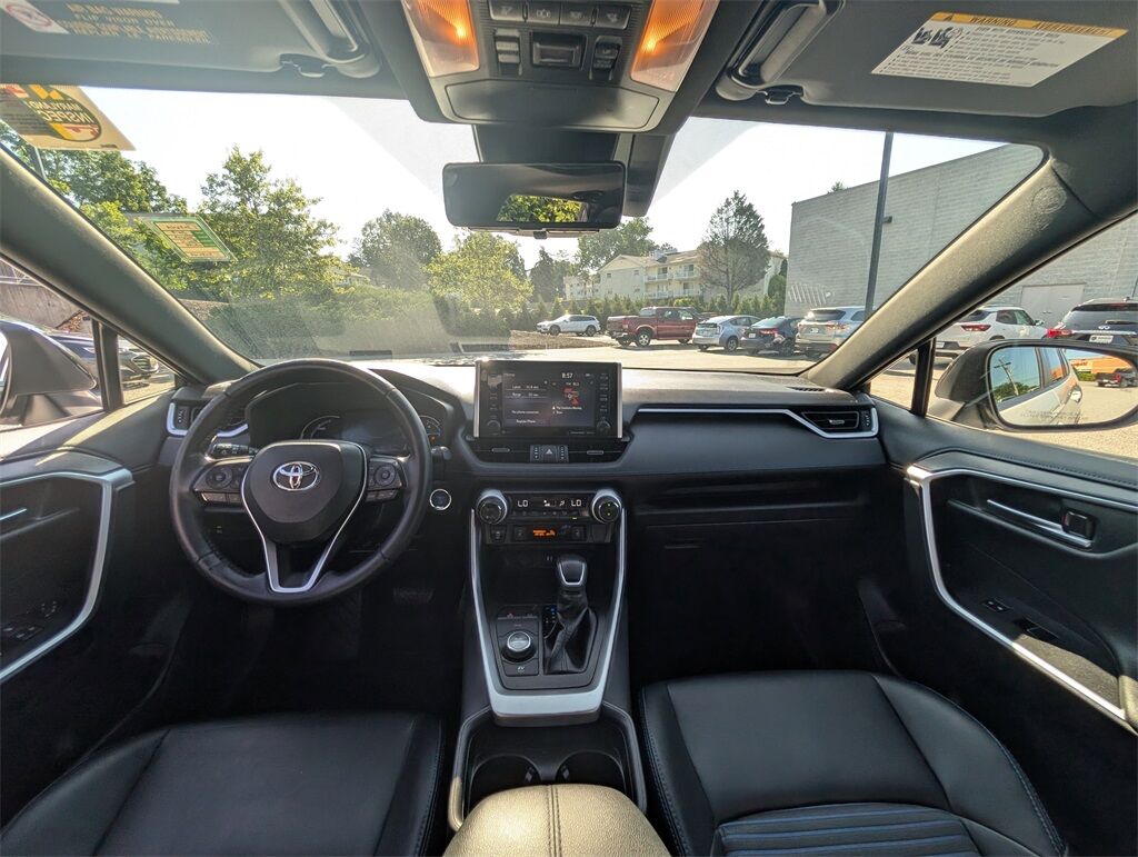 2019 Toyota RAV4 Hybrid XSE