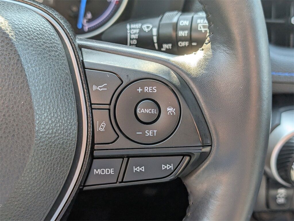 2019 Toyota RAV4 Hybrid XSE