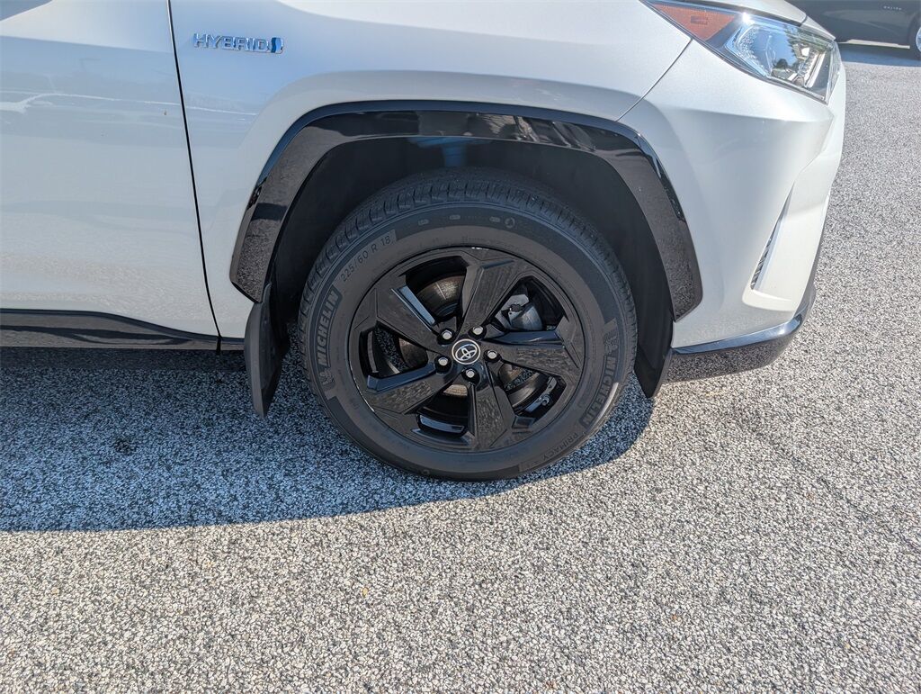 2019 Toyota RAV4 Hybrid XSE