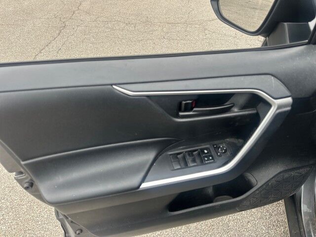 2019 Toyota RAV4 LE Cleveland OH