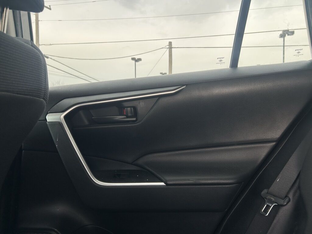 2019 Toyota RAV4 LE Crestwood KY