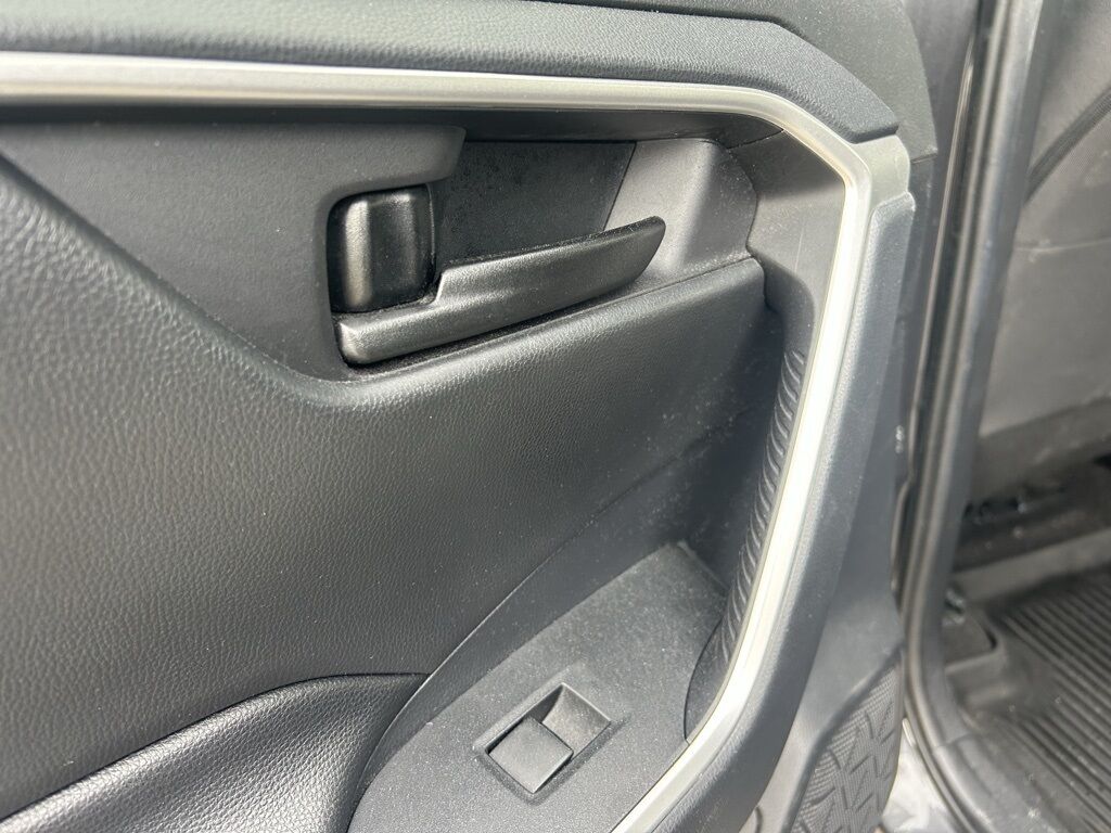 2019 Toyota RAV4 LE Crestwood KY