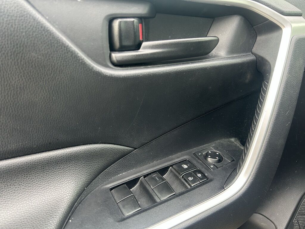 2019 Toyota RAV4 LE Crestwood KY