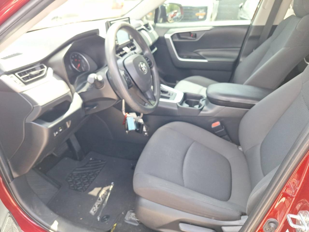 2019 Toyota RAV4 LE Hurst TX